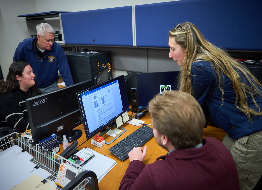 students in the crime lab