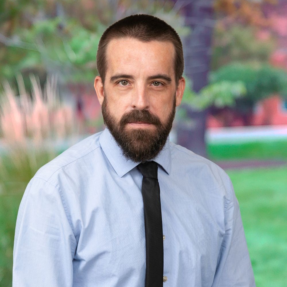 Brett Robert's headshot